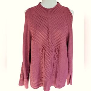 TEXTURED COLD SHOULDER SWEATER